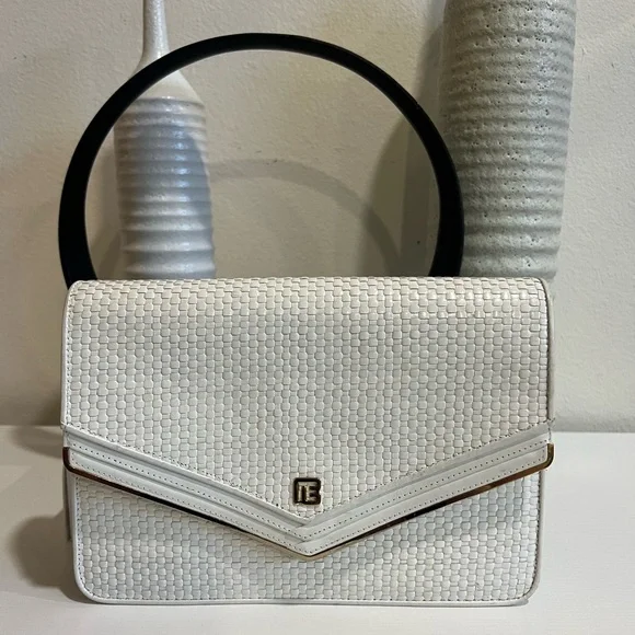 Pierre Balmain Wicker Bag - Picture 3 of 9